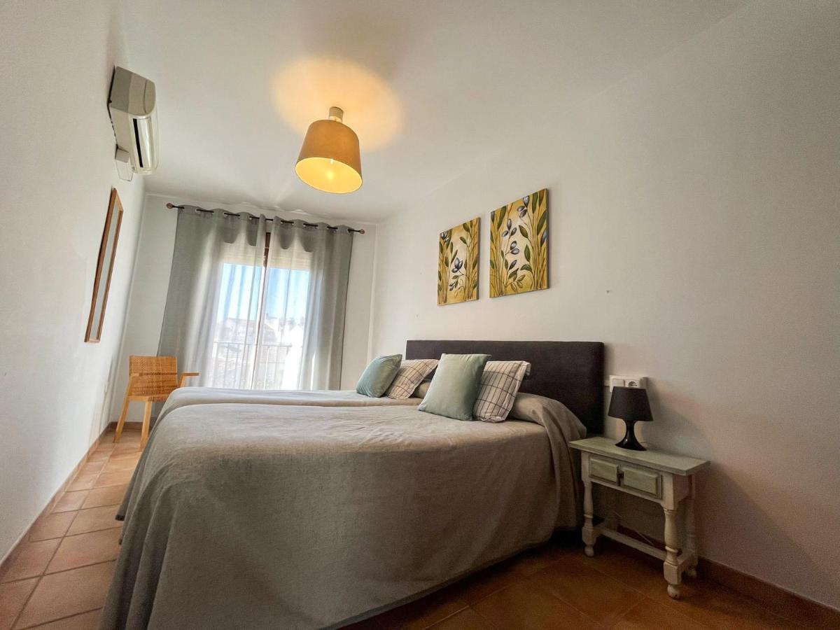 Apartamentos Villa Torcal Вильянуэва-де-ла-Консепсьон Экстерьер фото